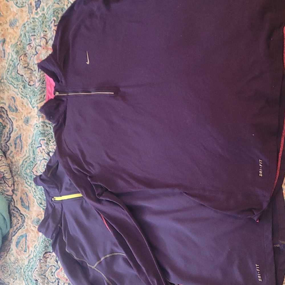 Womens Nike Long Sleeve Shirts